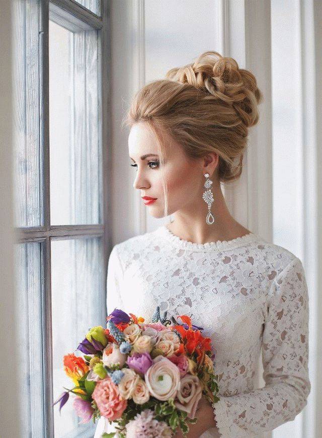 Лучшие топовые идеи свадебных причесок 2020-2021: фото примеры трендовых укладок | topidej.ru