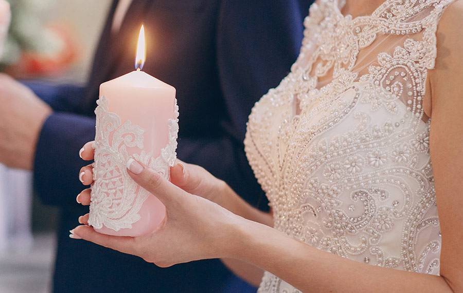 Свечи для семейного очага на свадьбу (18 фото): как украсить свадебные свечи для домашнего очага своими руками?