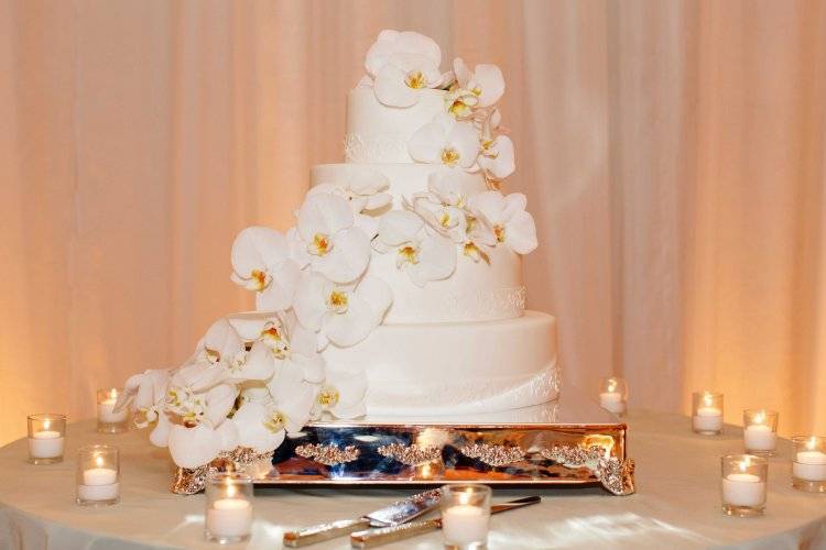 Свадебный торт — фото наиболее вдохновляющих идей для дизайна
