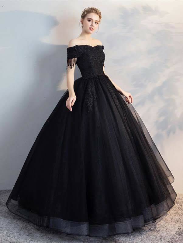 Черное свадебное платье — таинственный образ или плохая примета?