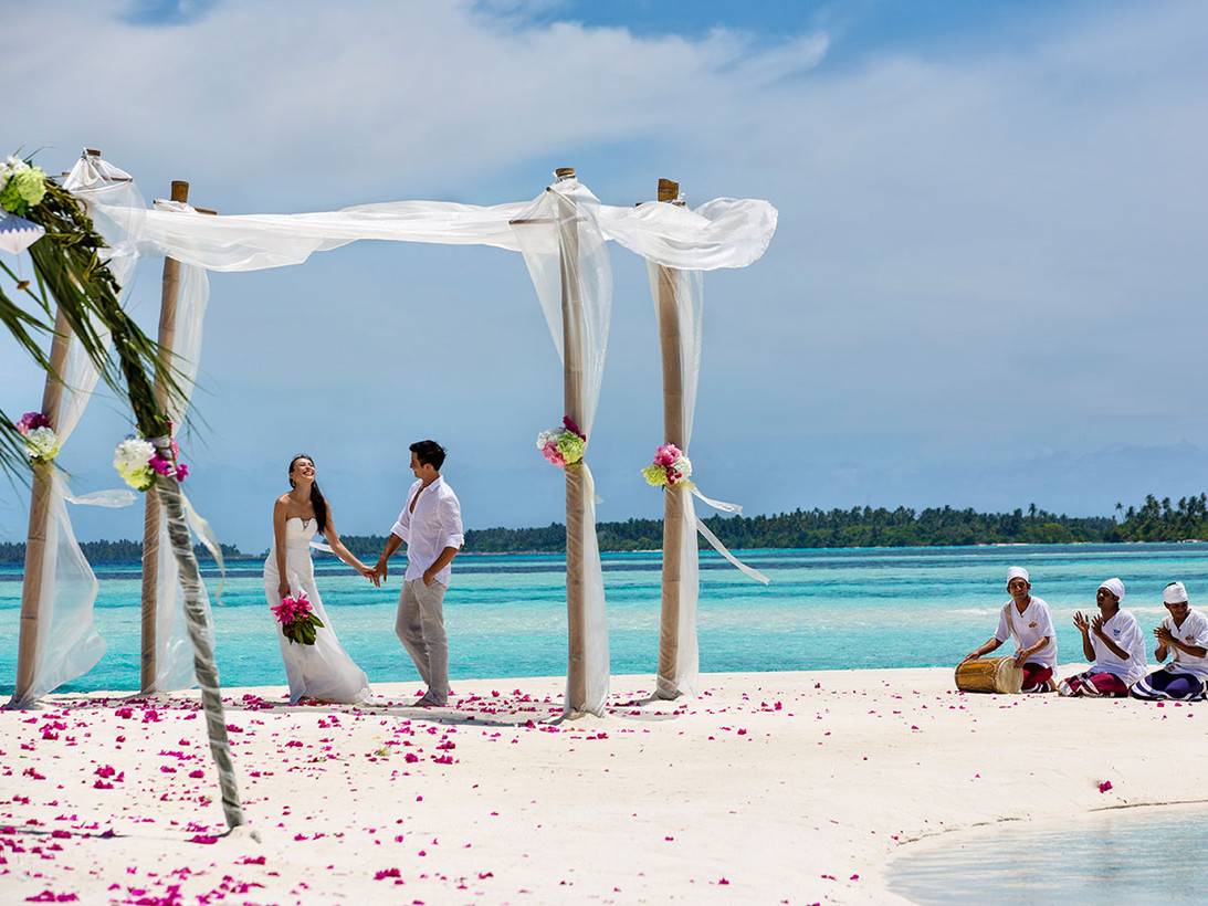 Как провести незабываемую свадьбу на мальдивских островах