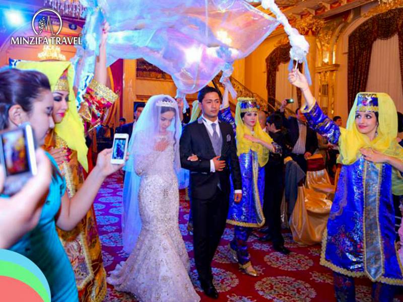 Татарская свадьба обычаи  правила и традиции проведения никаха, чем встречают молодоженов у татар