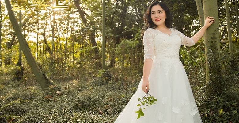 Элегантные свадебные платья – простота и изящество линий