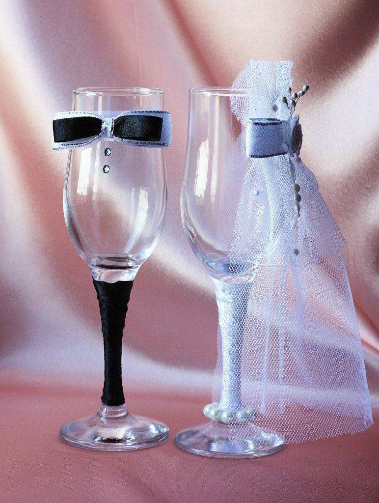 75 оригинальных идей оформления свадебных бокалов с фото