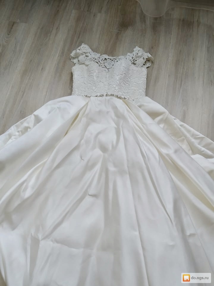 Нужно ли покупать второе платье на свадьбу?