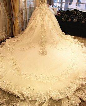 Необычные свадебные платья – выбор креативных невест