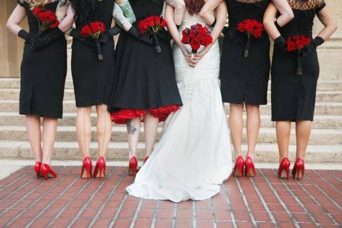 Можно ли на свадьбу одевать черное платье