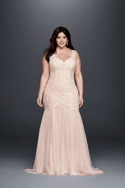 Свадебные платья для полных девушек-невест (127 фото) 2020: нарядные, короткие, фасоны, какие подходят для венчания