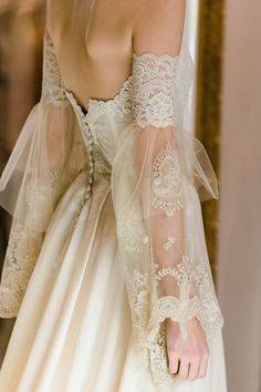 Кружевные свадебные платья: лучшие модели с элементами из кружева (79 фото)