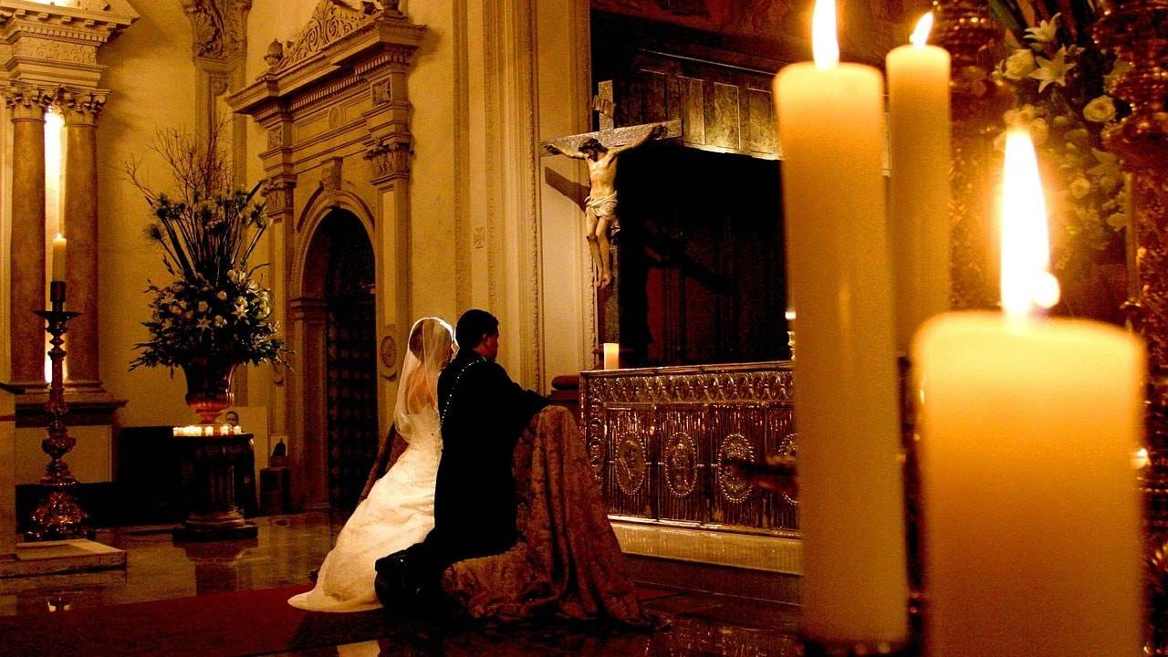 Как проходит и сколько длится обряд венчания в православной церкви в россии