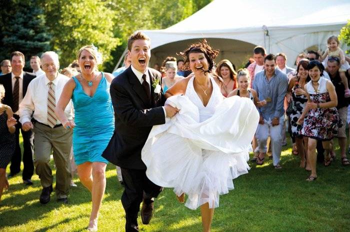 13 необычных конкурсов на свадьбу — приличные, но веселые свадебные конкурсы