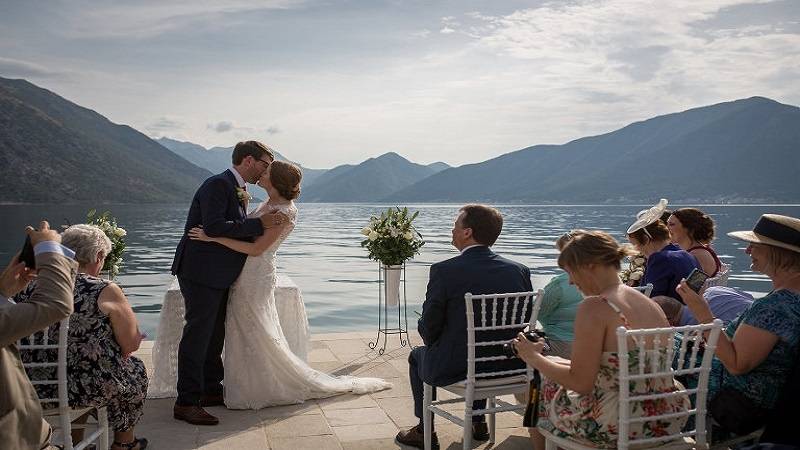 Воплощенная в реальность мечта – свадьба в Черногории: для двоих или большой компании