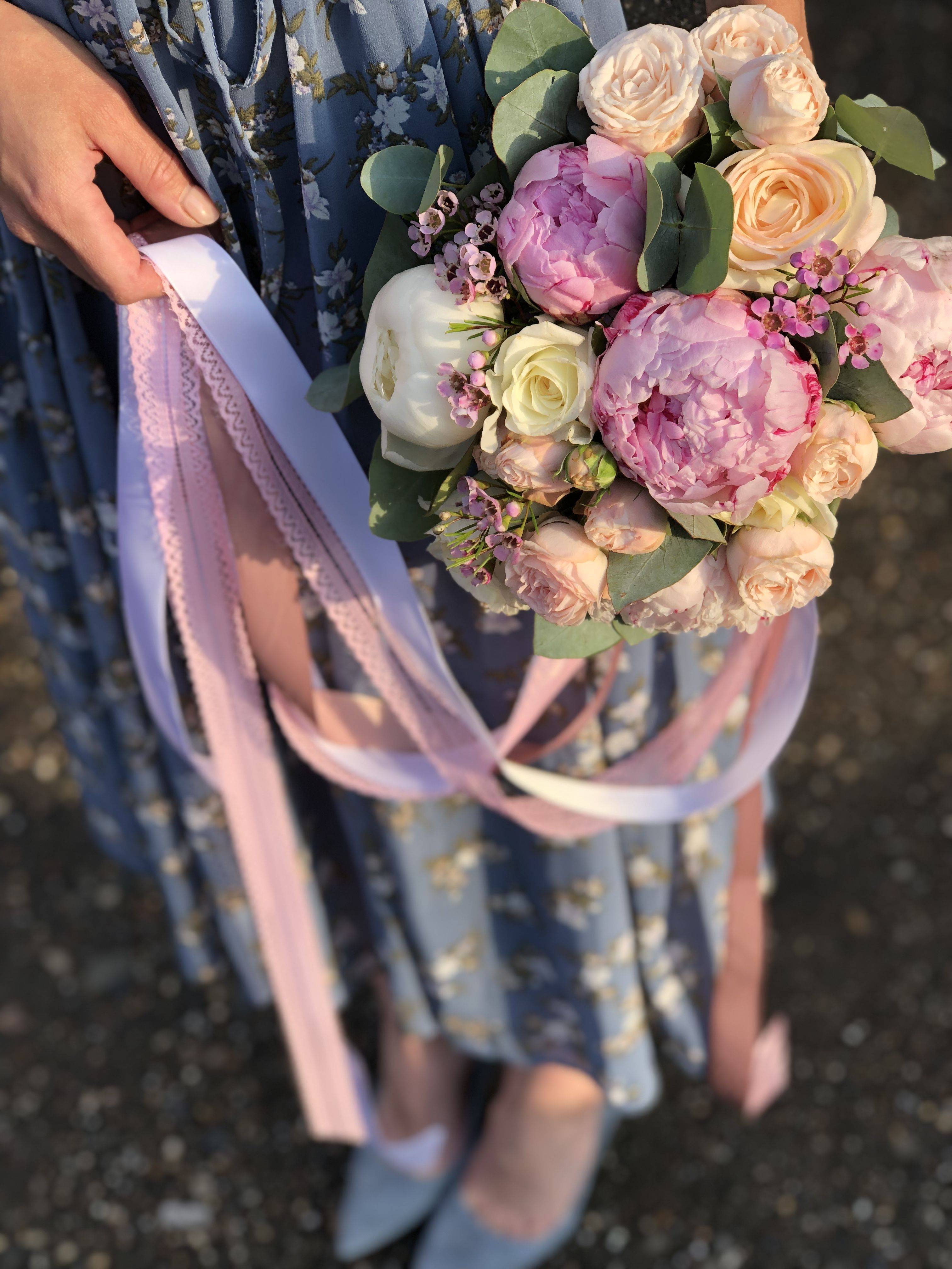 Какие цветы дарить на свадьбу