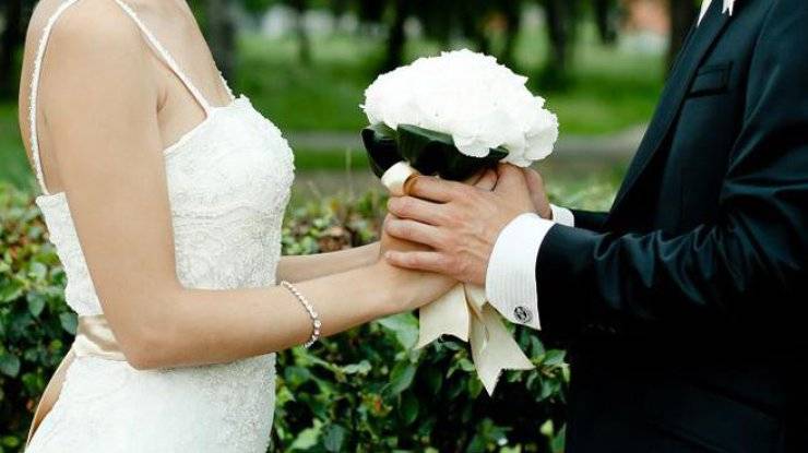 Каким должен быть свадебный букет: приметы и традиции, куда деть его после свадьбы