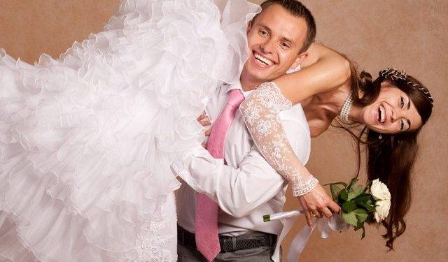 Выкуп невесты: прикольный сценарий в стиле гибдд