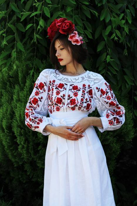 Свадебные платья в русском народном стиле (48 фото)