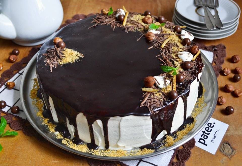 Шоколадно медовый торт с орешками | vipvkusnyashka.ru