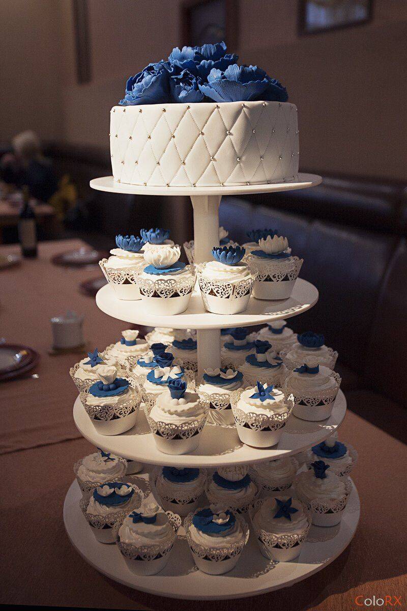 Свадебный торт с капкейками: примеры оформления, фото