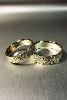 Оригинальные свадебные кольца