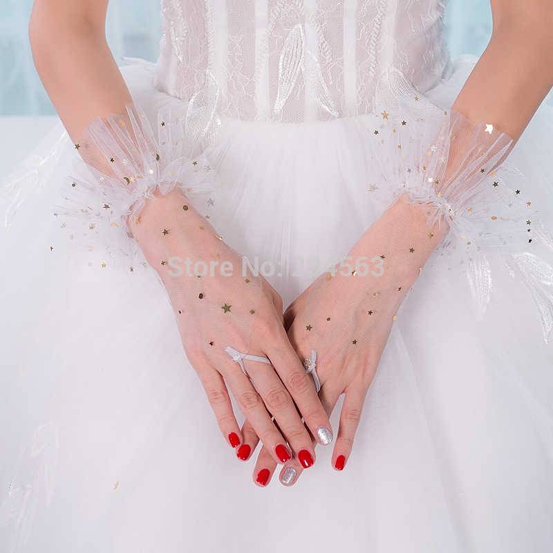 Митенки – современный тренд свадебной моды