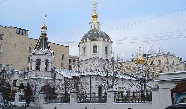 Как проходит и сколько длится обряд венчания в православной церкви в россии?