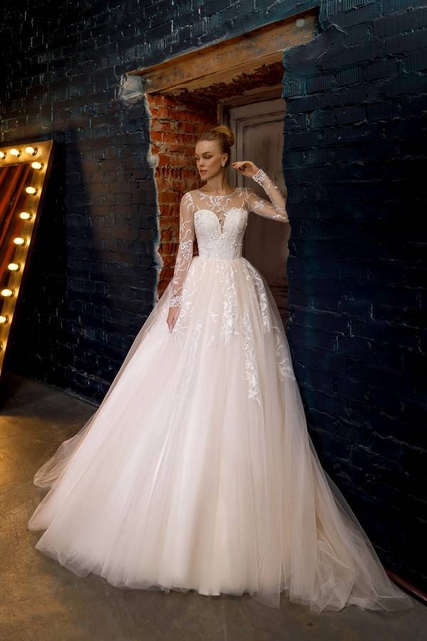 Свадебное платье с корсетом – подборка самых красивых пышных и облегающих моделей