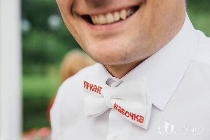 Свадебный галстук для жениха – фото