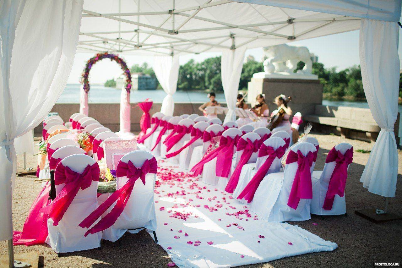 Украшения машины на свадьбу — 58 фото оригинальных вариантов декора своими руками