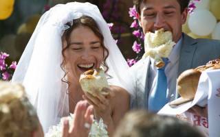 Как выбрать фату к свадебному платью: традиции и рекомендации
