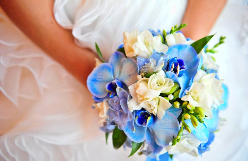 Какого цвета должен быть букет невесты: классические и оригинальные оттенки для стильной композиции